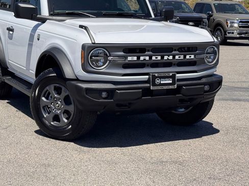 Used 2024 Ford Bronco Big Bend AWD/4WD image 3