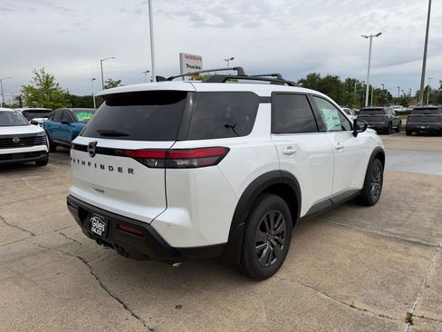 New 2026 Nissan Pathfinder SV FWD image 5