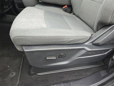 Certified 2024 Ford F250 XLT image 11