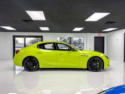 Used 2022 Maserati Ghibli Modena Q4 AWD/4WD image 6