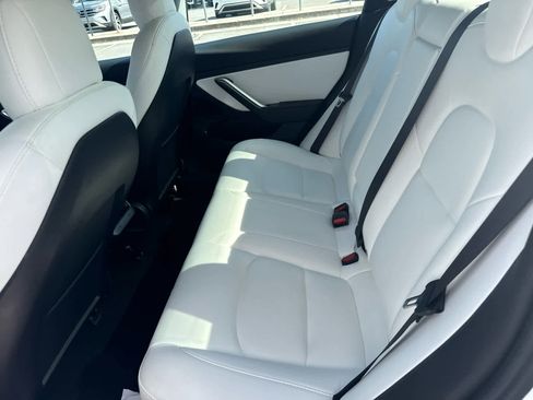 Used 2020 Tesla Model 3 Long Range image 21