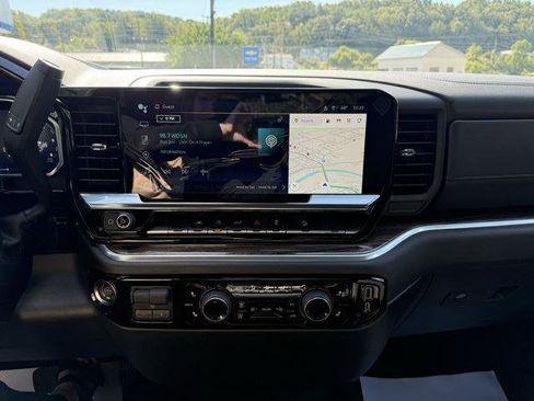 New 2026 Chevrolet Silverado 1500 LT image 12