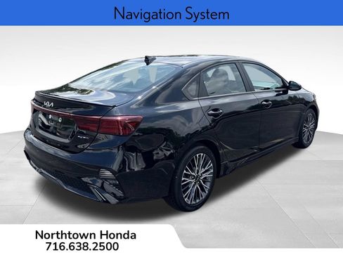Used 2023 Kia Forte GT-Line w/ GT-Line Premium Package FWD image 5