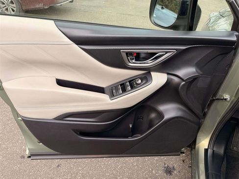Used 2019 Subaru Forester Limited image 15