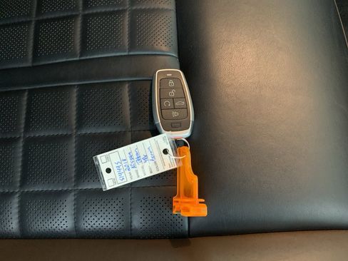 Used 2018 Nissan Titan Platinum Reserve w/ Platinum Utility Package image 42