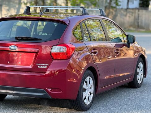 Used 2014 Subaru Impreza 2.0i AWD/4WD image 9