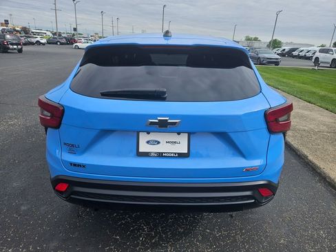 Used 2024 Chevrolet Trax RS w/ Driver Confidence Package FWD image 7