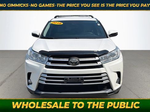 Used 2018 Toyota Highlander Plus AWD/4WD image 9