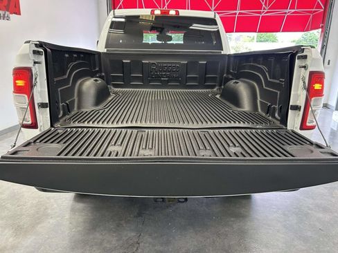 Used 2024 RAM 2500 Big Horn w/ Off Road Package AWD/4WD image 15