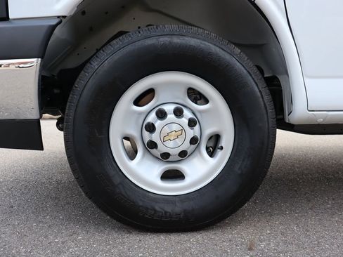 New 2025 Chevrolet Express 2500 w/ Driver Convenience Package image 20