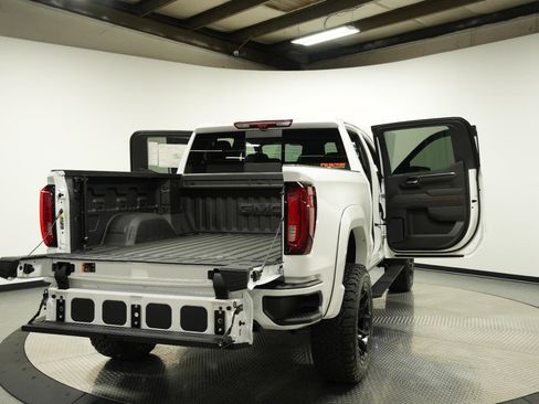 New 2025 GMC Sierra 1500 AT4 w/ AT4 Premium Package image 14