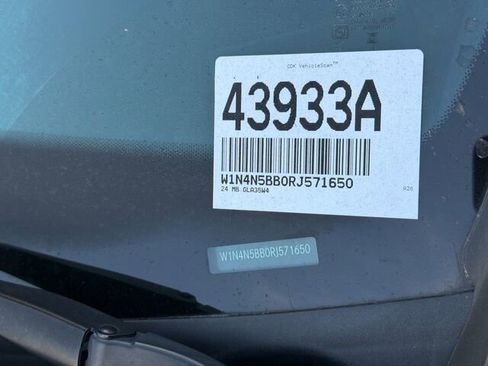 Used 2024 Mercedes-Benz GLA 35 AMG GLA 35 AMG 4D Sport Utility 4M image 4