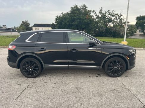 Used 2022 Lincoln Nautilus Reserve FWD image 2