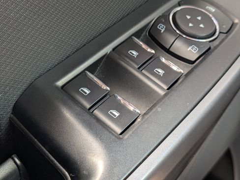 Used 2021 Ford F150 XLT image 21