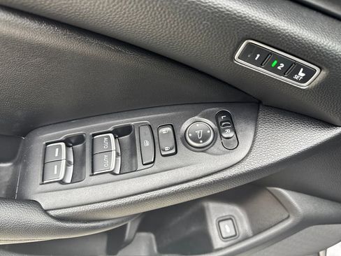Used 2021 Honda Accord Touring image 14