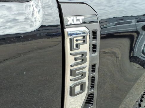 New 2026 Ford F350 XLT w/ FX4 Off-Road Package AWD/4WD image 13