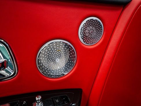 Used 2023 Rolls-Royce Phantom Sedan image 46