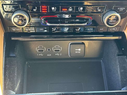 Used 2021 Jeep Grand Cherokee L Summit image 17