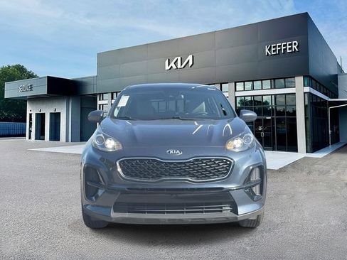 Certified 2022 Kia Sportage LX FWD image 3