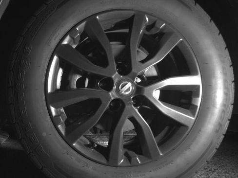 Used 2017 Nissan Rogue SV w/ Midnight Edition image 40