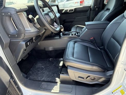 New 2026 Ford Bronco Outer Banks AWD/4WD image 26