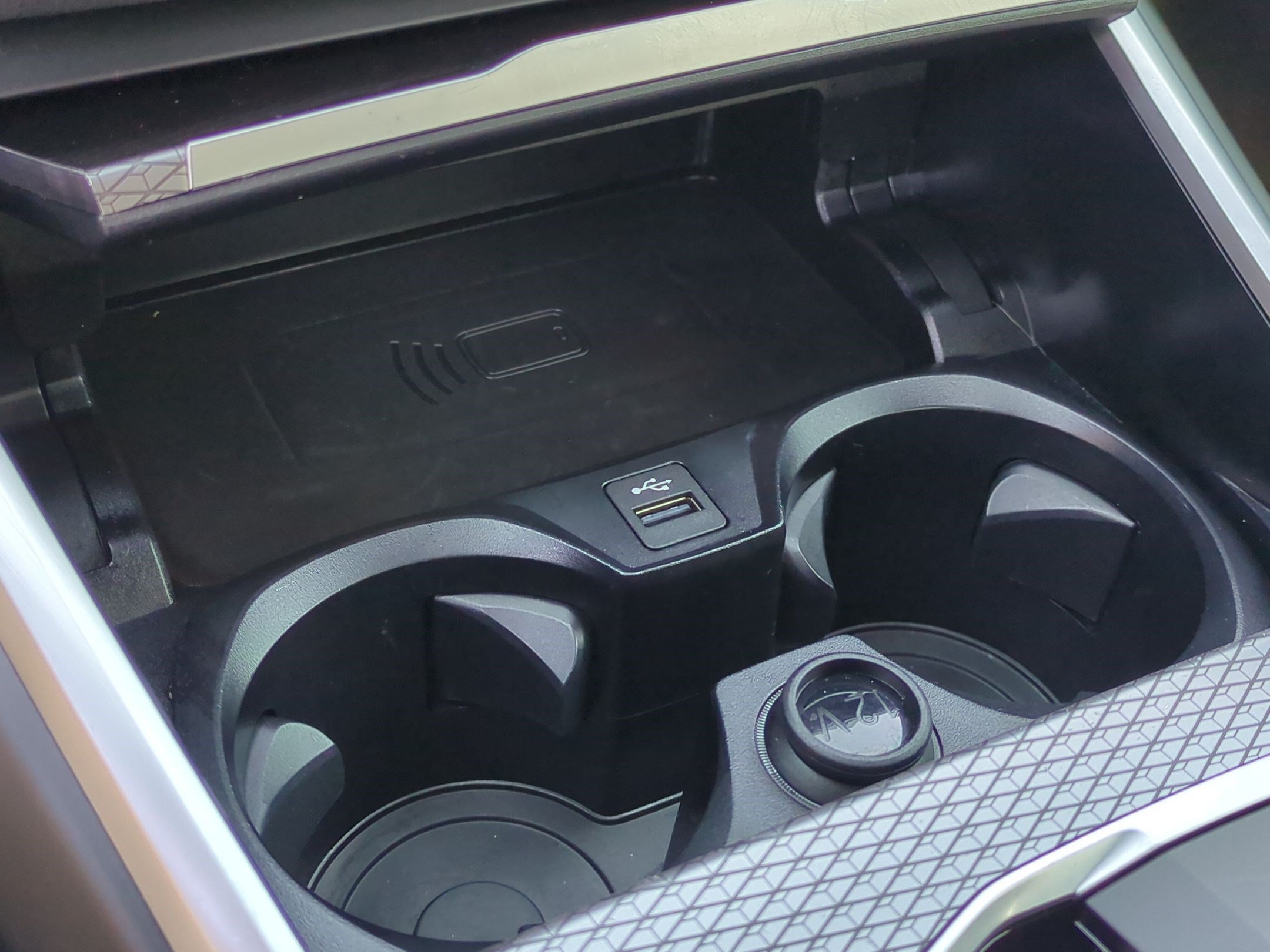 Used 2024 BMW M240i Coupe w/ Premium Package RWD image 28