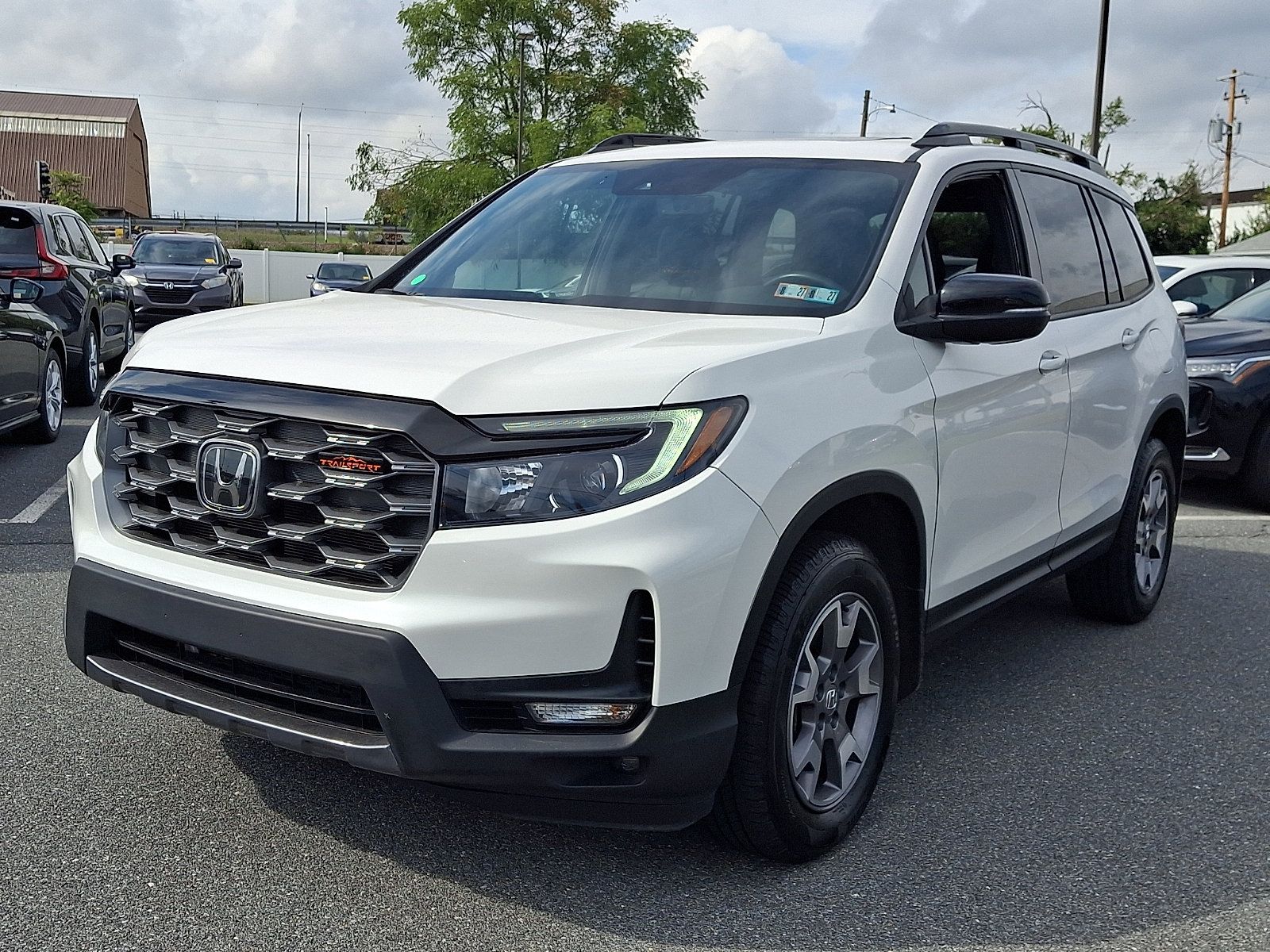 Certified 2023 Honda Passport TrailSport image 3