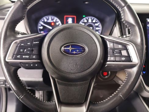 Used 2023 Subaru Outback Premium image 3