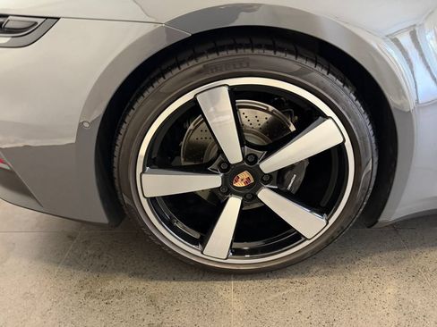 Certified 2025 Porsche 911 Carrera RWD image 12