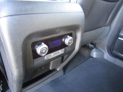 Used 2025 GMC Acadia Elevation w/ Elevation Premium Package image 23