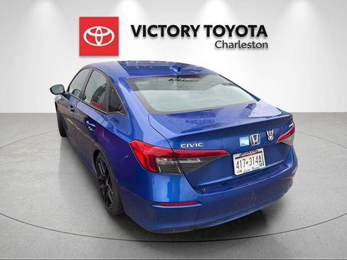 Used 2024 Honda Civic Sport image 5