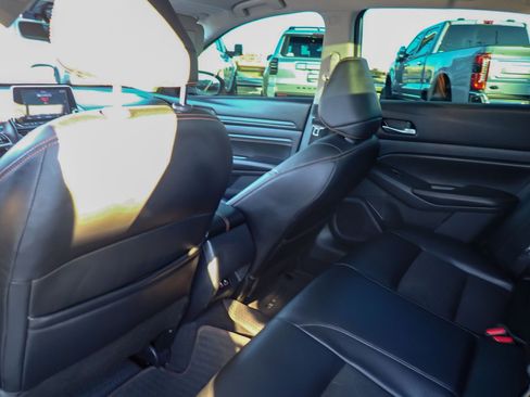 Used 2021 Nissan Altima 2.5 SR image 17