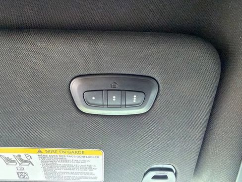 Used 2024 Jeep Wagoneer L Series II RWD image 29