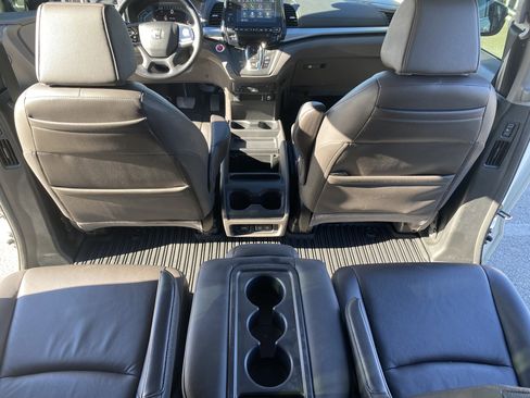Used 2018 Honda Odyssey EX-L image 21