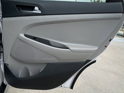 Used 2017 Hyundai Tucson SE image 36