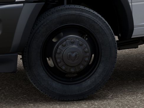 New 2026 RAM 5500 Tradesman AWD/4WD image 25