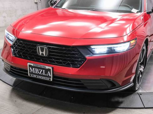 Used 2023 Honda Accord Sport image 11