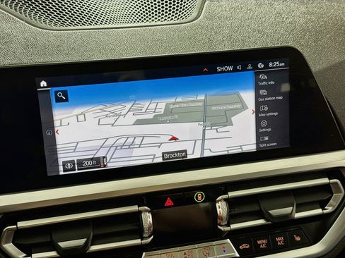 Used 2019 BMW 330i xDrive Sedan w/ M Sport Package AWD/4WD image 2