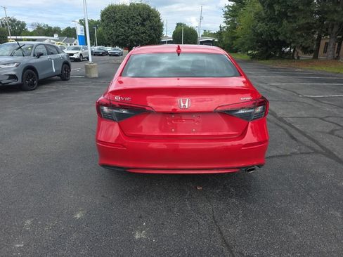 Certified 2024 Honda Civic Sport image 6