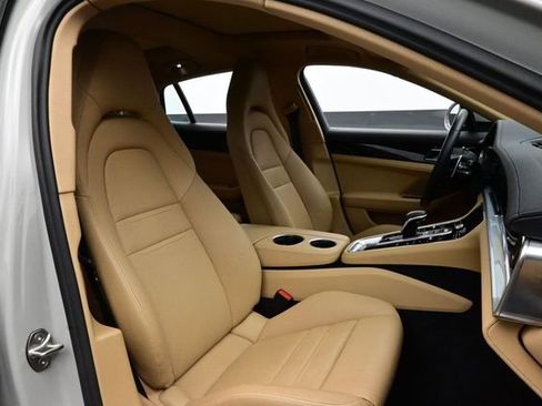 Certified 2023 Porsche Panamera 4S AWD/4WD image 18
