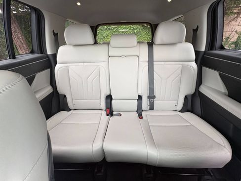Used 2026 Hyundai Santa Fe SEL FWD image 42