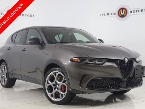 Used 2024 Alfa Romeo Tonale Veloce w/ Active Assist Package AWD/4WD image 1