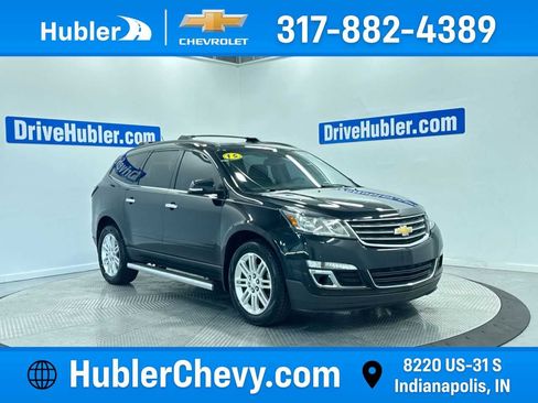 Used 2015 Chevrolet Traverse LT w/ Style and Technology Package image 1