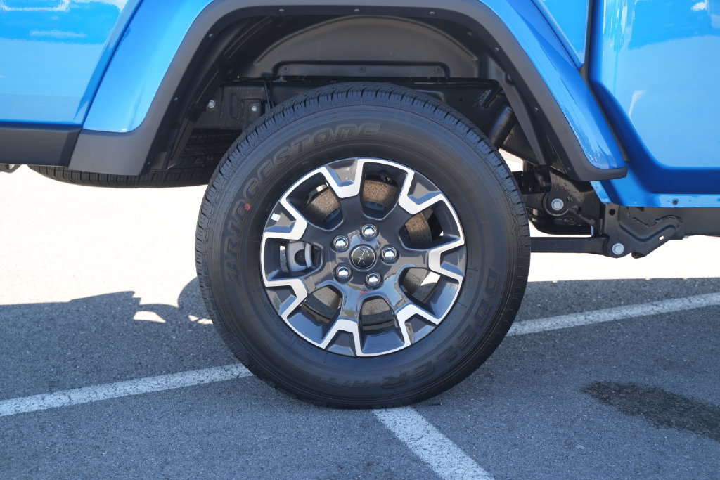 New 2026 Jeep Gladiator Sport AWD/4WD image 46