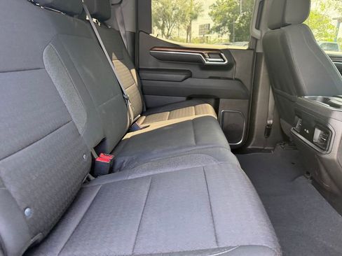 Used 2024 Chevrolet Silverado 1500 LT Trail Boss w/ Protection Package AWD/4WD image 10