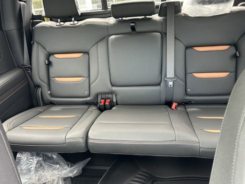 New 2026 GMC Sierra 1500 AT4 w/ AT4 Premium Package AWD/4WD image 25