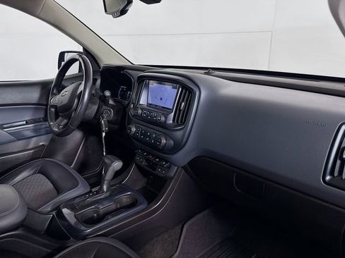 Used 2017 Chevrolet Colorado Z71 image 30
