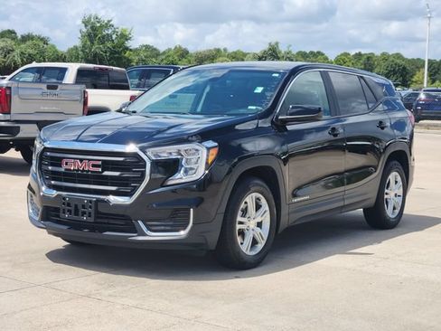 Used 2024 GMC Terrain SLE FWD image 3