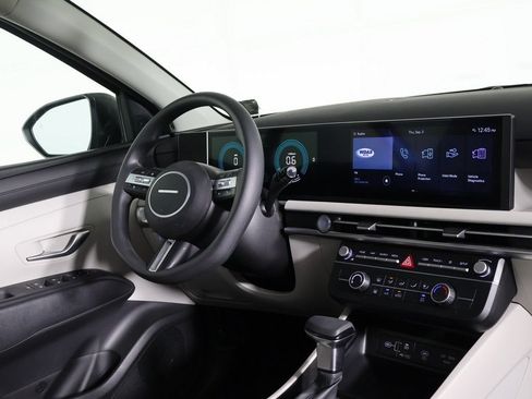 Certified 2025 Hyundai Tucson SE AWD/4WD image 22