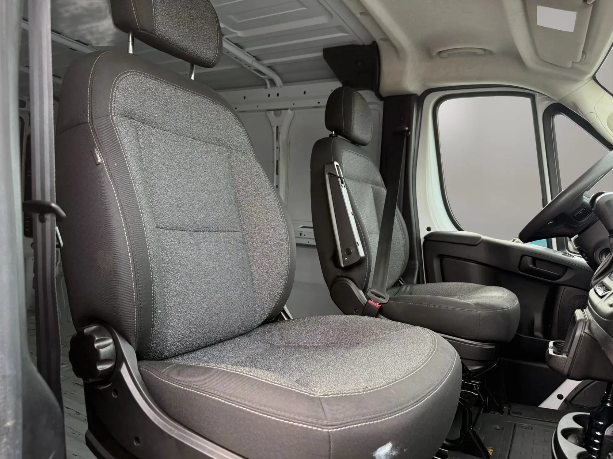 Used 2023 RAM ProMaster 1500 FWD image 26